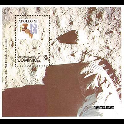 le timbre 9620  DOM 7 B