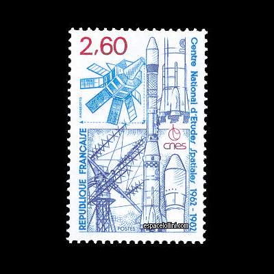 the stamp 7600  FRA 1