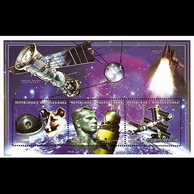 the stamp 10090  MAD 1/3 C