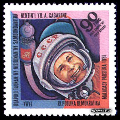 the stamp 7400 MAD 3