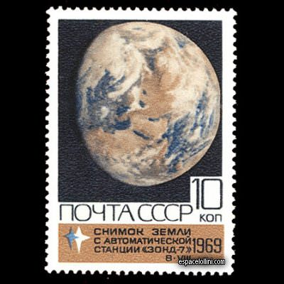 le timbre 4700 URS 4