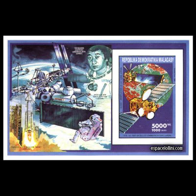 the stamp 9000 MAD 22 BA