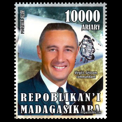 the stamp 10524 MAD Detail
