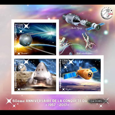 the stamp 10560 MAD 1/3 CA